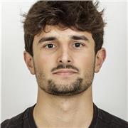 Soy Alexandre, estudiante francés de ingeniería aeronáutica. Como nativo, me apasiona enseñar y compartir mi idioma y cultura.